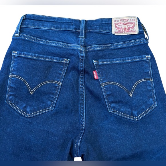 NWOT, Levi’s, 721 High Rise Skinny Jeans, Size 25, Dark Blue - Picture 13 of 14